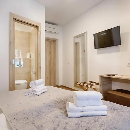 Pearl By Nono Ban Guest house