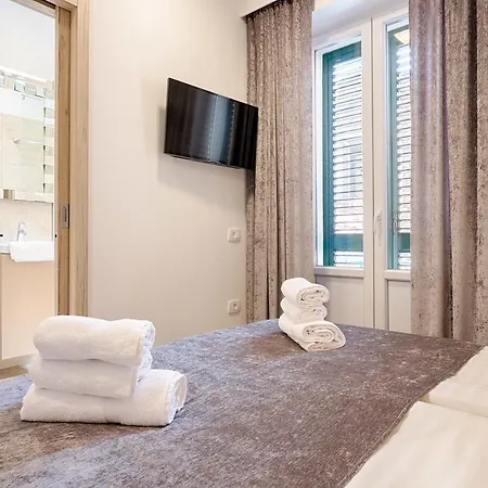 Guest house Pearl By Nono Ban 4*